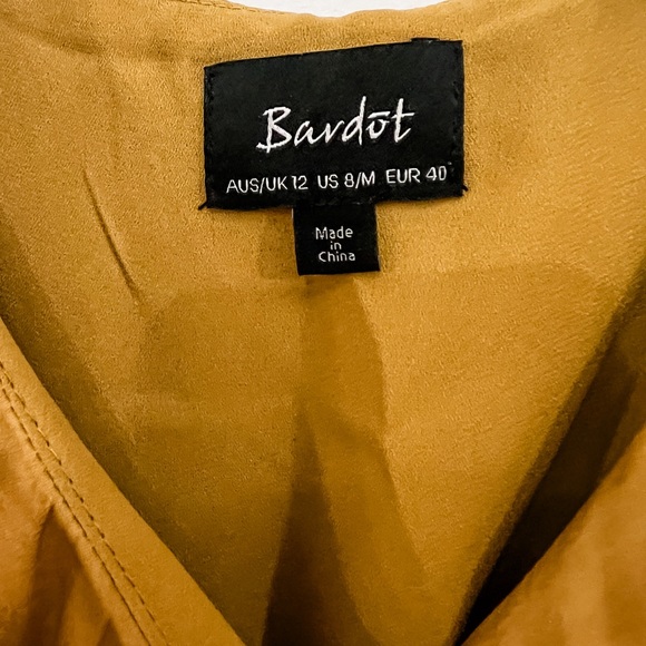 Bardot Bea Cold shoulder Ruffle Wrap Dress in Gold | Sz. 8 - Picture 8 of 8